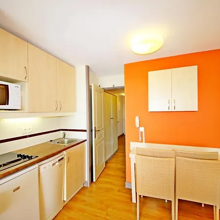 Deux Pieces Rez De Jardin Cap Esterel Esterelvacances Апартаменты