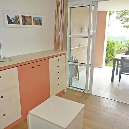 Deux Pieces Rez De Jardin Cap Esterel Esterelvacances * Сен-Рафаэль