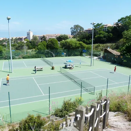Апартаменты Deux Pieces Rez De Jardin Cap Esterel Esterelvacances *
