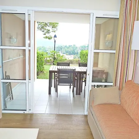 Deux Pieces Rez De Jardin Cap Esterel Esterelvacances Апартаменты Сен-Рафаэль
