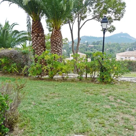 Deux Pieces Rez De Jardin Cap Esterel Esterelvacances Сен-Рафаэль