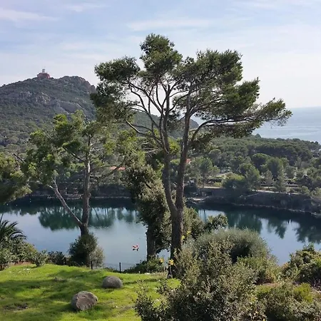 Апартаменты Deux Pieces Rez De Jardin Cap Esterel Esterelvacances