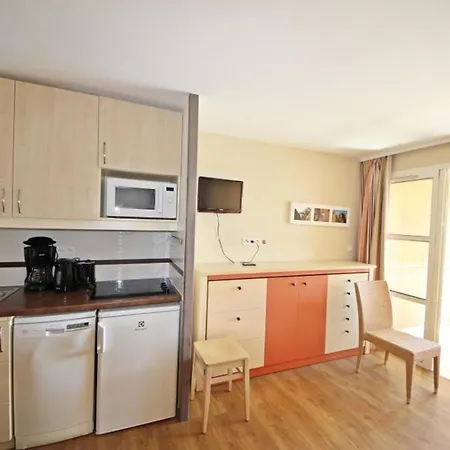 Deux Pieces Rez De Jardin Cap Esterel Esterelvacances Апартаменты Сен-Рафаэль