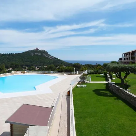 Апартаменты Deux Pieces Rez De Jardin Cap Esterel Esterelvacances *