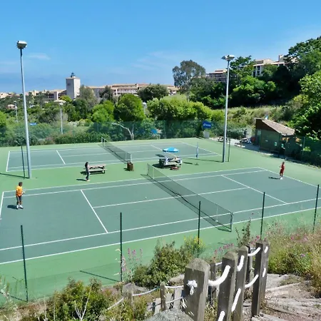 Deux Pieces Rez De Jardin Cap Esterel Esterelvacances Сен-Рафаэль