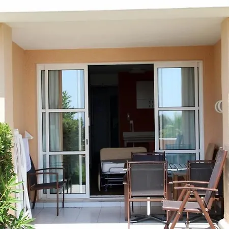 Апартаменты Deux Pieces Rez De Jardin Cap Esterel Esterelvacances